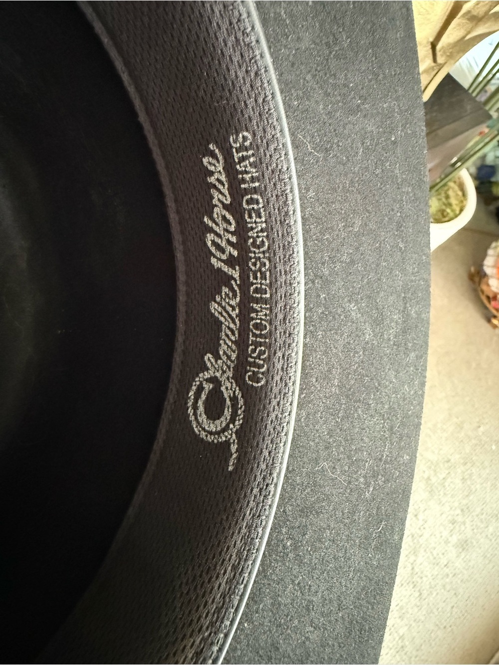 Charlie 1 Horse Cosmic Cowgirl Black Wide-Brim Felt Hat with Star Band - Picture 4 of 9